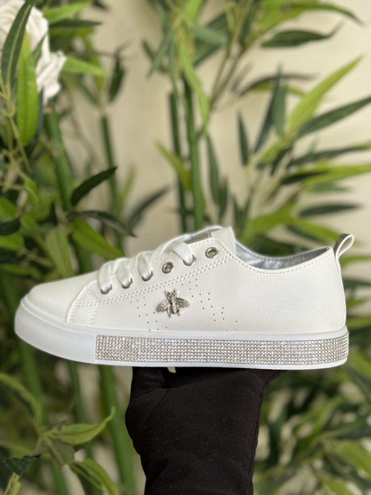 Casual Sneaker — Style 10